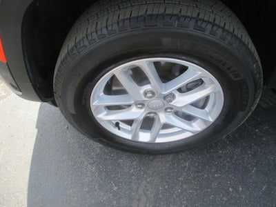 2025 Jeep Grand Cherokee L Laredo X 4x4