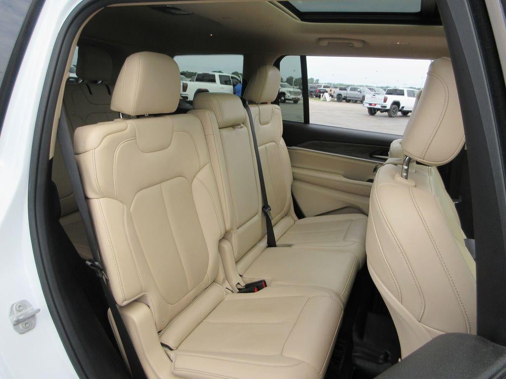 2022 Jeep Grand Cherokee L Limited 4x4