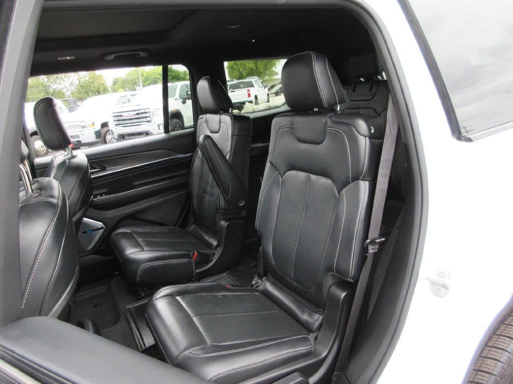 2022 Jeep Grand Cherokee L Overland 4x4