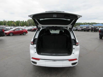 2022 Jeep Grand Cherokee L Overland 4x4