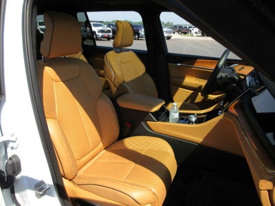 2025 Jeep Grand Cherokee L Summit Reserve 4x4