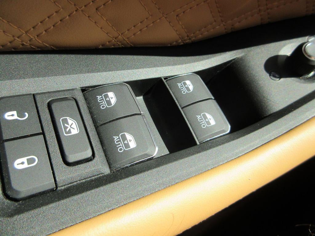 2025 Jeep Grand Cherokee L Summit Reserve 4x4
