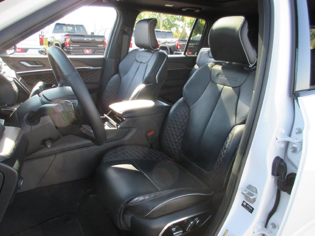 2024 Jeep Grand Cherokee L Summit 4x4