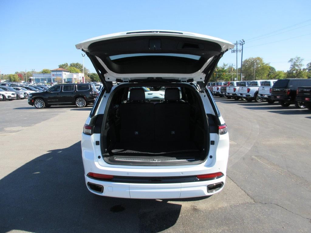 2024 Jeep Grand Cherokee L Summit 4x4