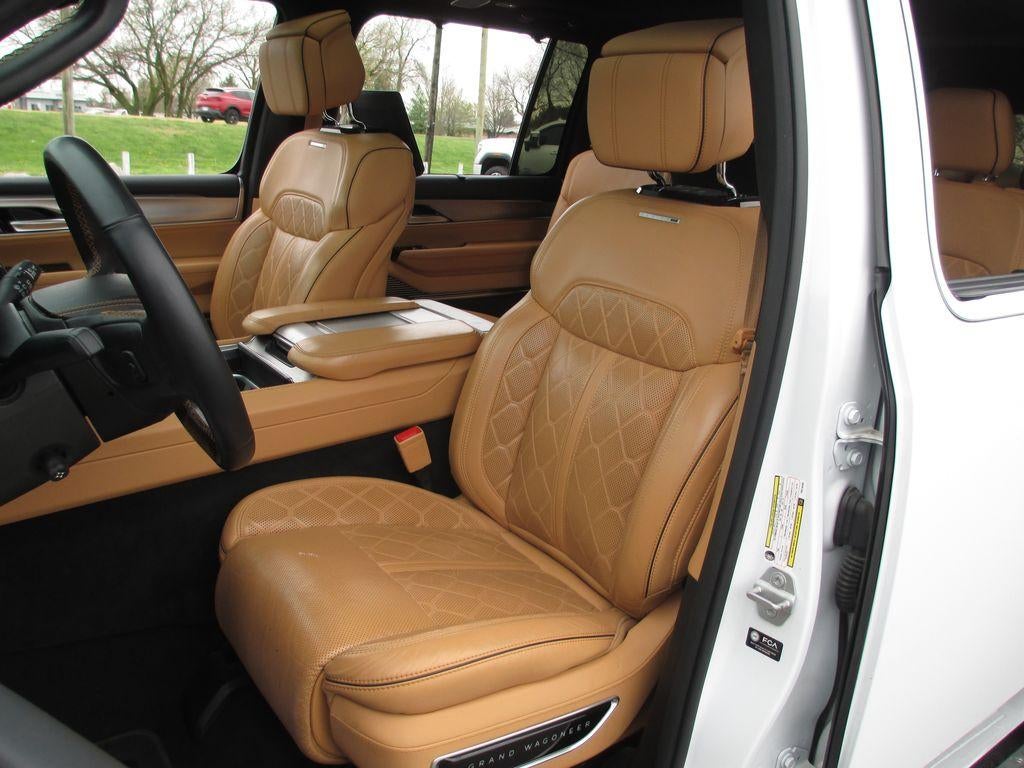 2023 Jeep Grand Wagoneer L Series III - Photo 22
