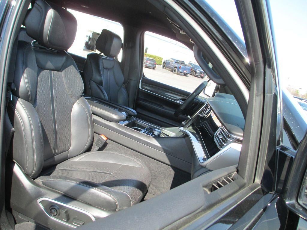 2022 Jeep Wagoneer Series III 4x4