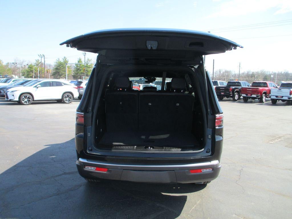 2022 Jeep Wagoneer Series III 4x4