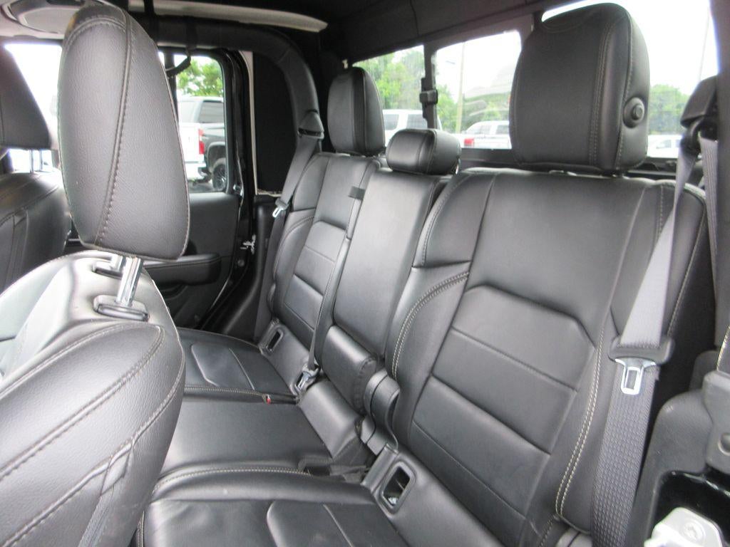2020 Jeep Gladiator Overland 4x4