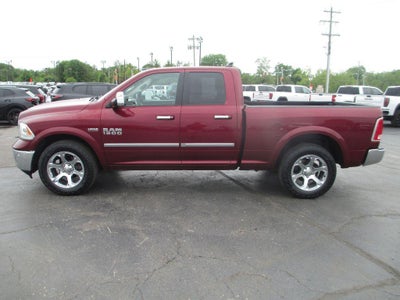 2017 RAM 1500 Laramie Quad Cab 4x4 6'4" Box