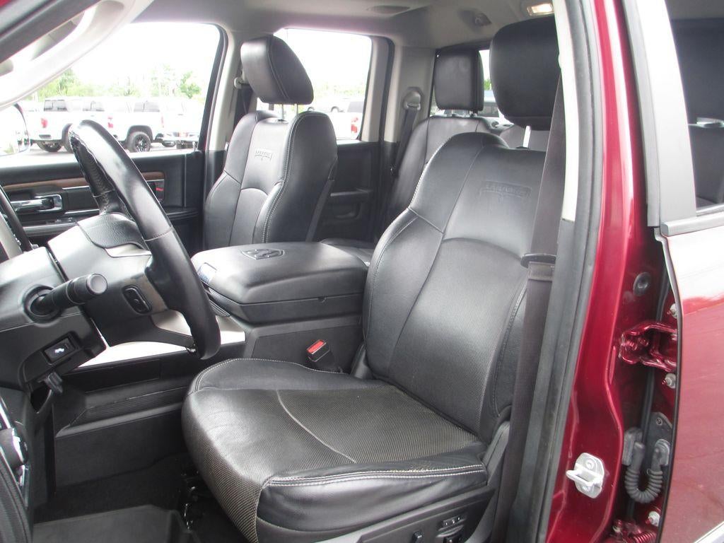 2017 RAM 1500 Laramie Quad Cab 4x4 6'4" Box