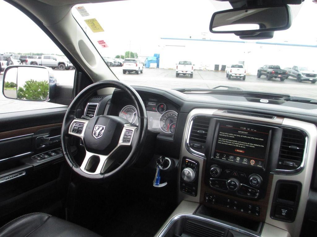 2017 RAM 1500 Laramie Quad Cab 4x4 6'4" Box
