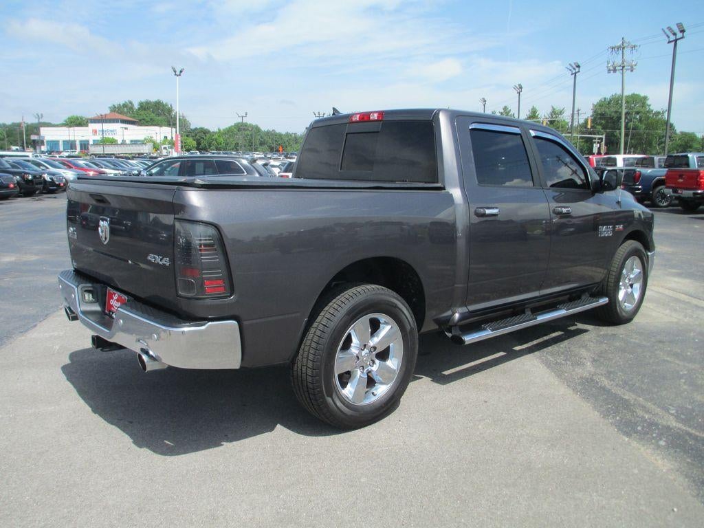 2018 RAM 1500 Big Horn Crew Cab 4x4 5'7" Box