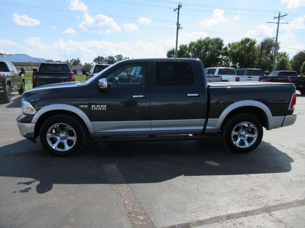 2017 RAM 1500 Laramie Crew Cab 4x4 5'7" Box