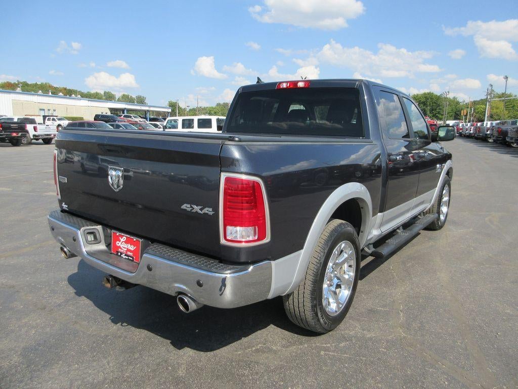 2017 RAM 1500 Laramie Crew Cab 4x4 5'7" Box