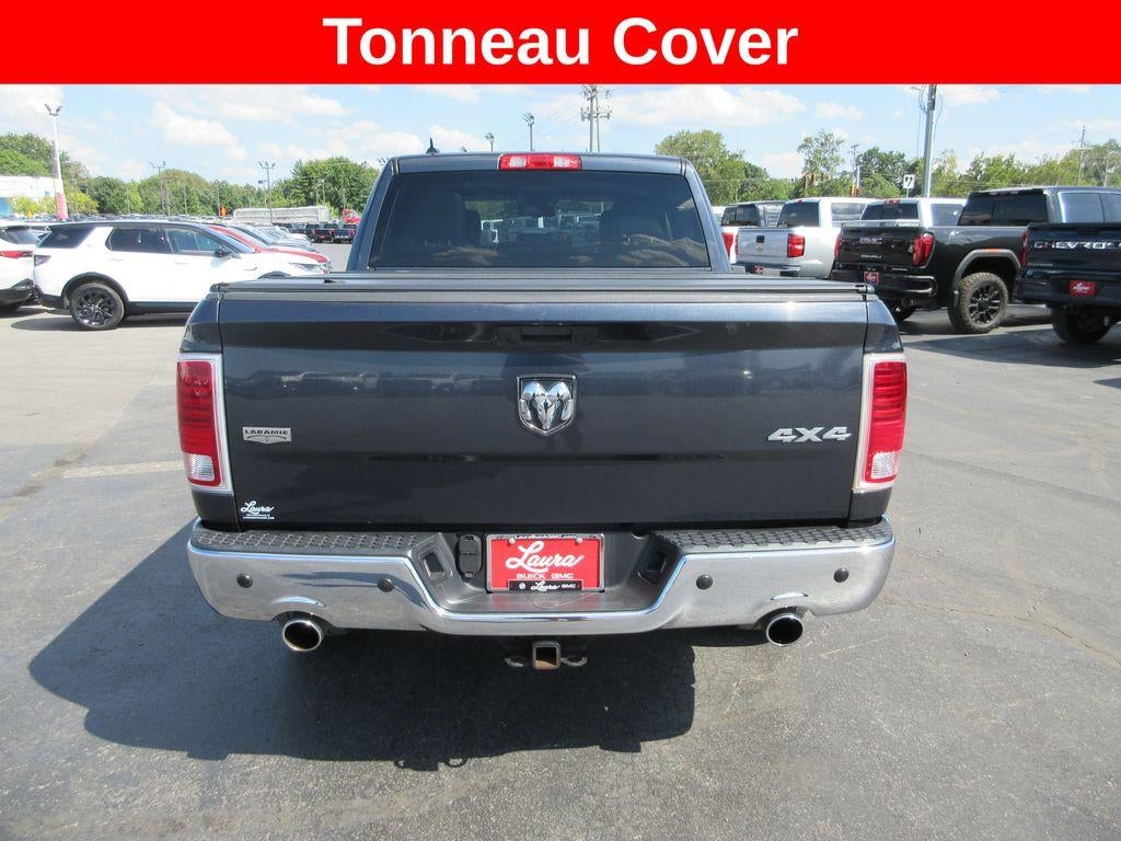 2017 RAM 1500 Laramie Crew Cab 4x4 5'7" Box
