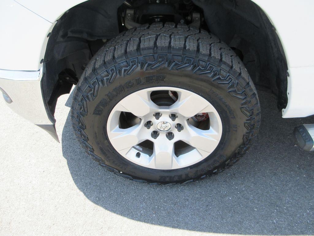 2020 RAM 1500 Big Horn Crew Cab 4x2 5'7" Box