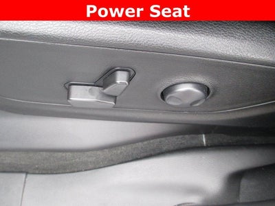 2022 RAM 1500 Big Horn Quad Cab 4x4 6'4" Box