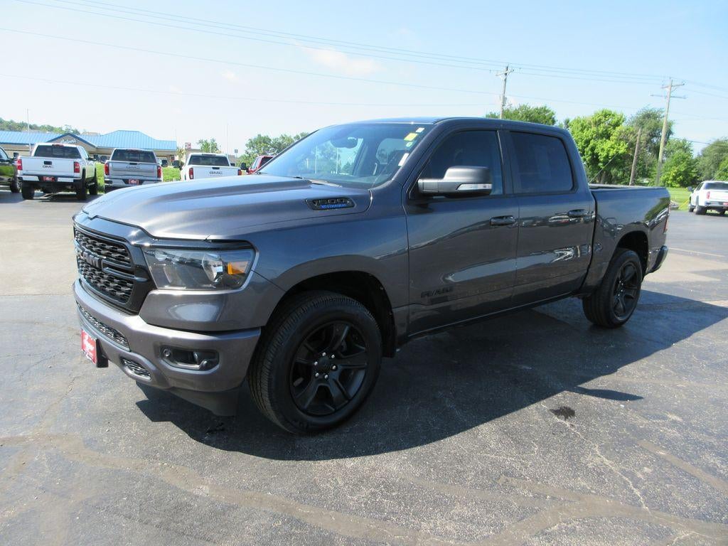 2022 RAM 1500 Big Horn Crew Cab 4x4 5'7" Box