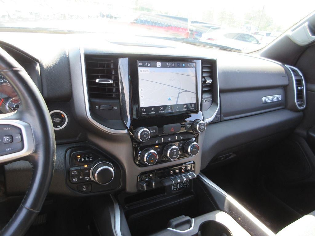 2022 RAM 1500 Big Horn Crew Cab 4x4 5'7" Box