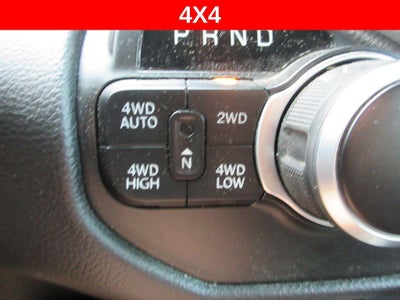 2022 RAM 1500 Big Horn Quad Cab 4x4 6'4" Box