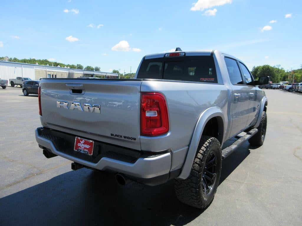 2025 RAM 1500 Big Horn Crew Cab 4x4 5'7" Box