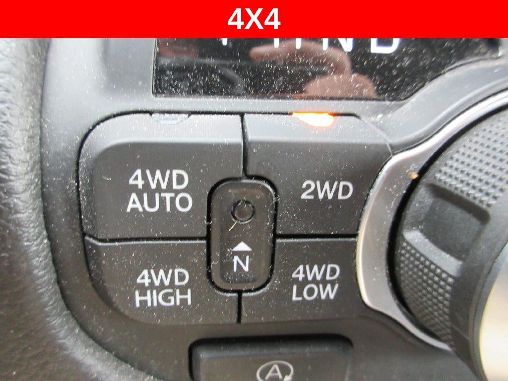 2025 RAM 1500 Big Horn Crew Cab 4x4 5'7" Box