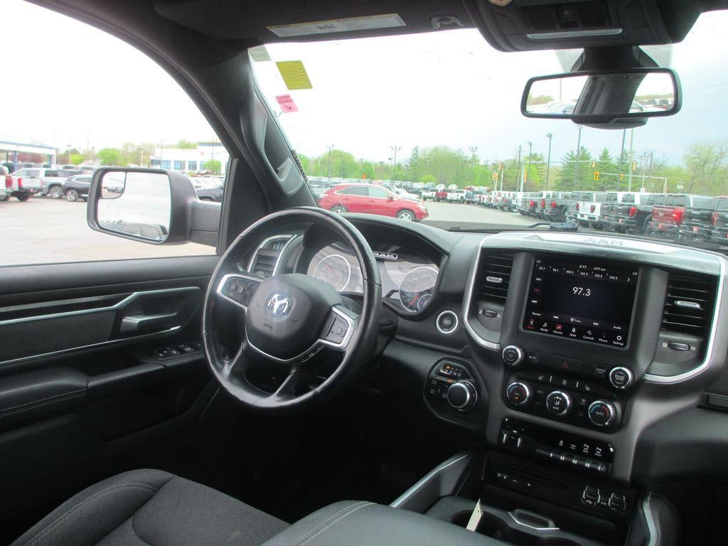 2019 RAM 1500 Big Horn/Lone Star Crew Cab 4x4 5'7" Box