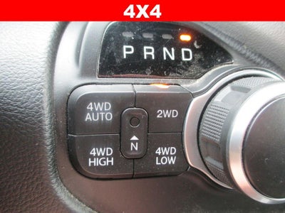 2019 RAM 1500 Big Horn/Lone Star Crew Cab 4x4 5'7" Box