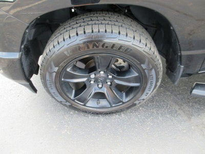 2021 RAM 1500 Big Horn Crew Cab 4x4 5'7" Box