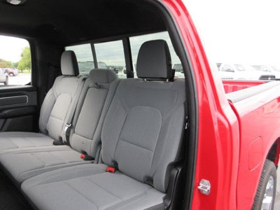 2021 RAM 1500 Big Horn Crew Cab 4x4 5'7" Box
