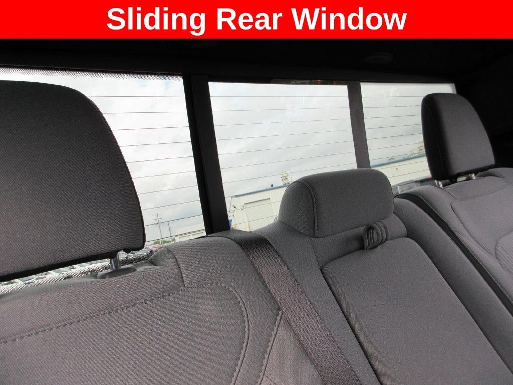 2021 RAM 1500 Big Horn Crew Cab 4x4 5'7" Box