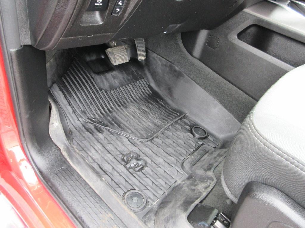 2021 RAM 1500 Big Horn Crew Cab 4x4 5'7" Box