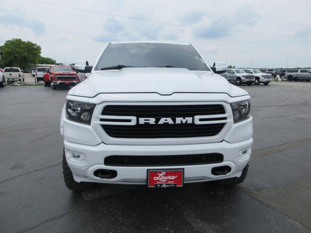 2020 RAM 1500 Big Horn Crew Cab 4x4 5'7" Box