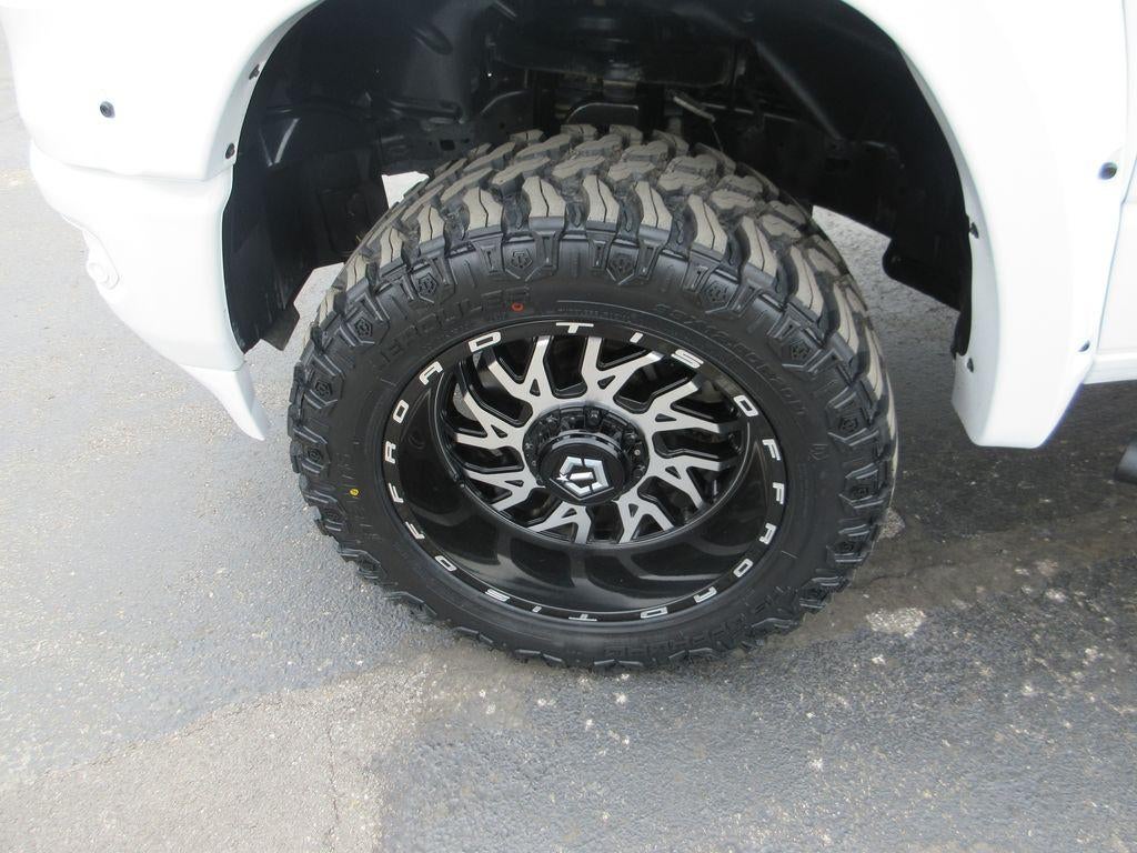 2020 RAM 1500 Big Horn Crew Cab 4x4 5'7" Box