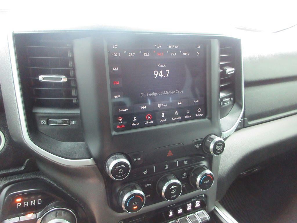 2020 RAM 1500 Big Horn Crew Cab 4x4 5'7" Box