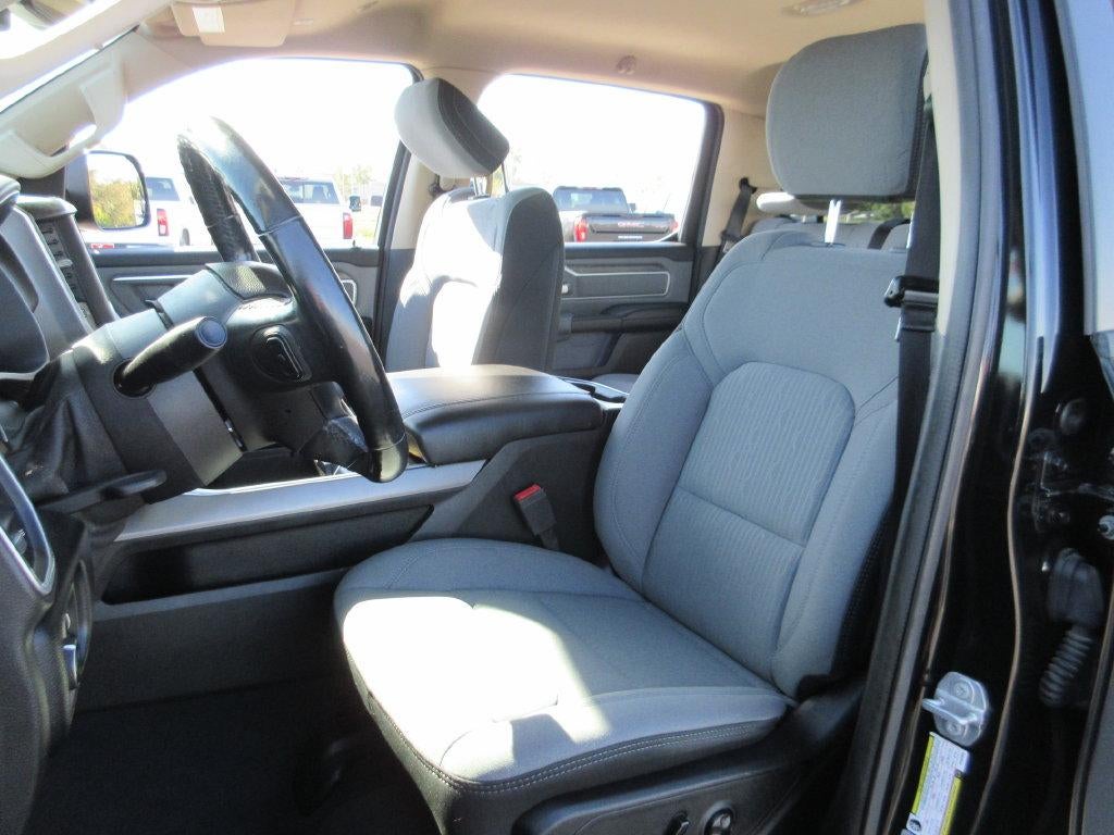 2019 RAM 1500 Big Horn/Lone Star Crew Cab 4x4 5'7" Box