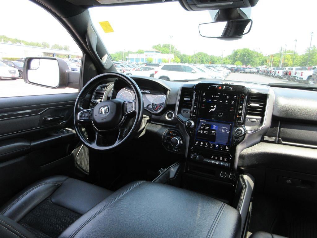 2021 RAM 1500 Big Horn Crew Cab 4x4 5'7" Box
