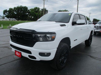 2020 RAM 1500 Big Horn Crew Cab 4x4 5'7" Box