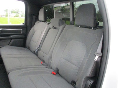 2020 RAM 1500 Big Horn Crew Cab 4x4 5'7" Box