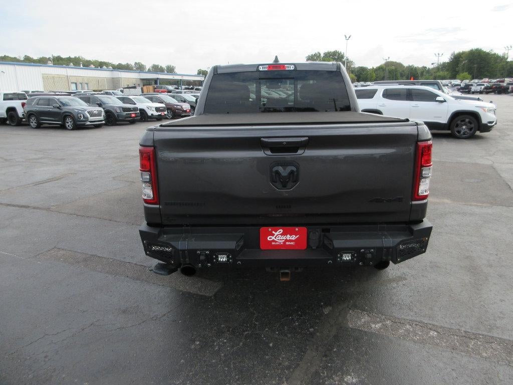 2022 RAM 1500 Big Horn Crew Cab 4x4 5'7" Box