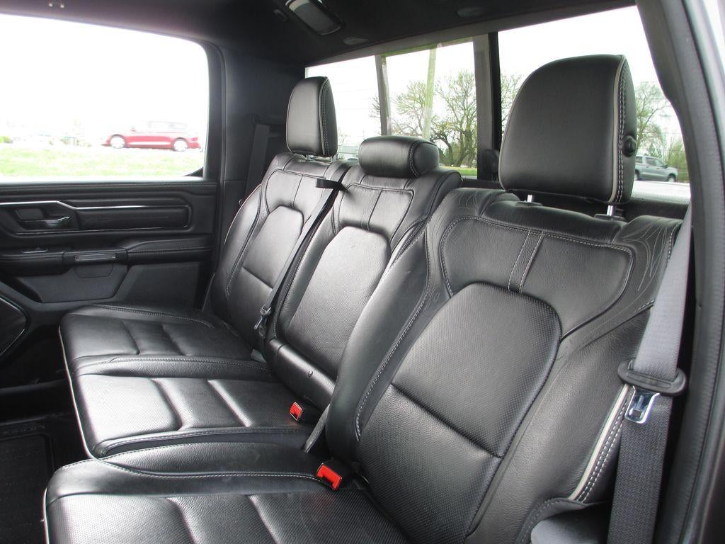 2022 RAM 1500 Limited Crew Cab 4x4 5'7" Box