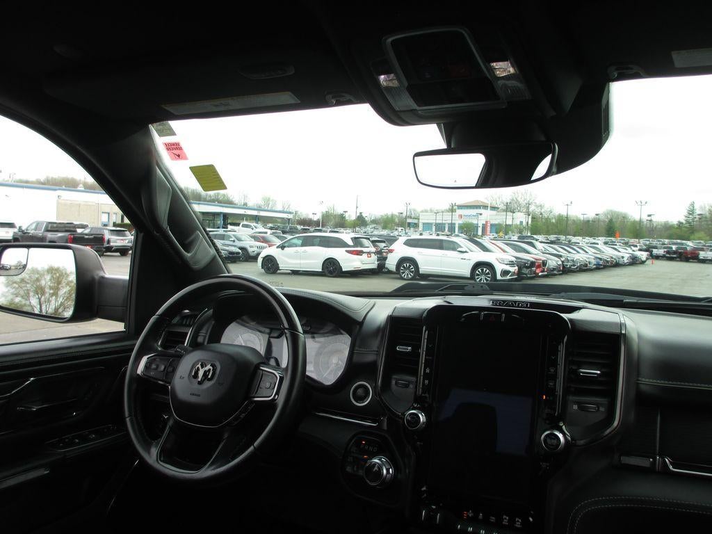 2022 RAM 1500 Limited Crew Cab 4x4 5'7" Box