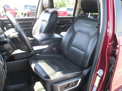2020 RAM 1500 Laramie Crew Cab 4x4 5'7" Box