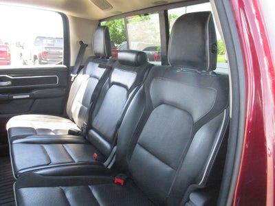 2020 RAM 1500 Laramie Crew Cab 4x4 5'7" Box