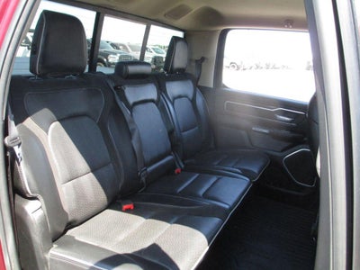 2020 RAM 1500 Laramie Crew Cab 4x4 5'7" Box
