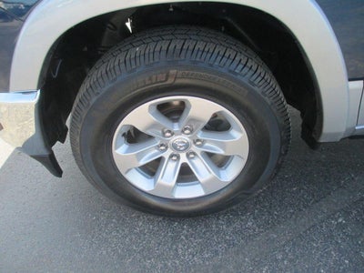 2021 RAM 1500 Laramie Crew Cab 4x4 5'7" Box