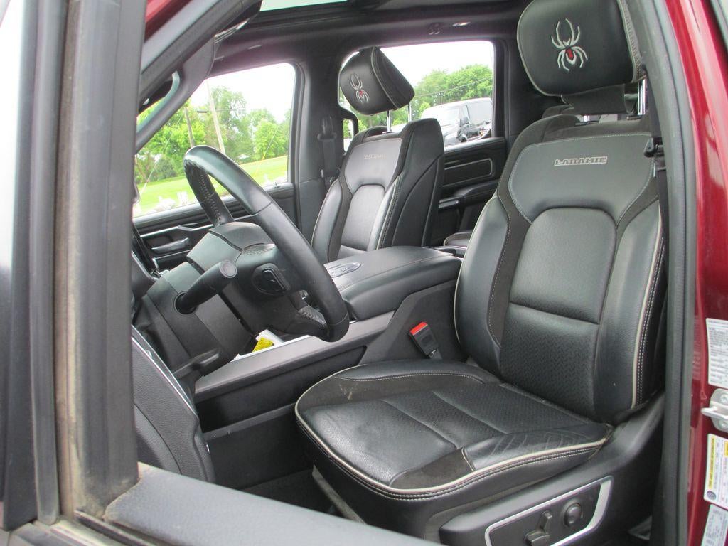 2022 RAM 1500 Laramie Crew Cab 4x4 5'7" Box