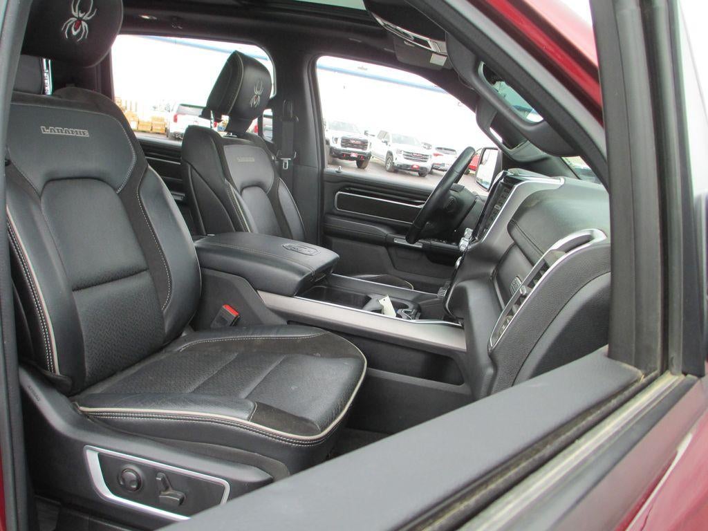 2022 RAM 1500 Laramie Crew Cab 4x4 5'7" Box