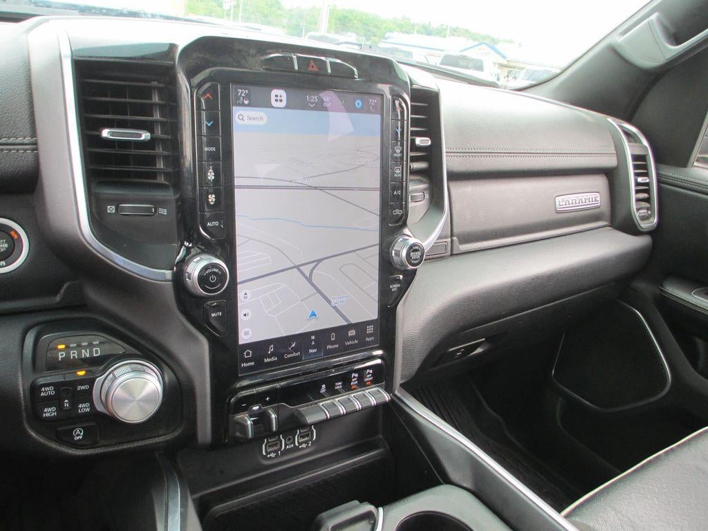 2022 RAM 1500 Laramie Crew Cab 4x4 5'7" Box