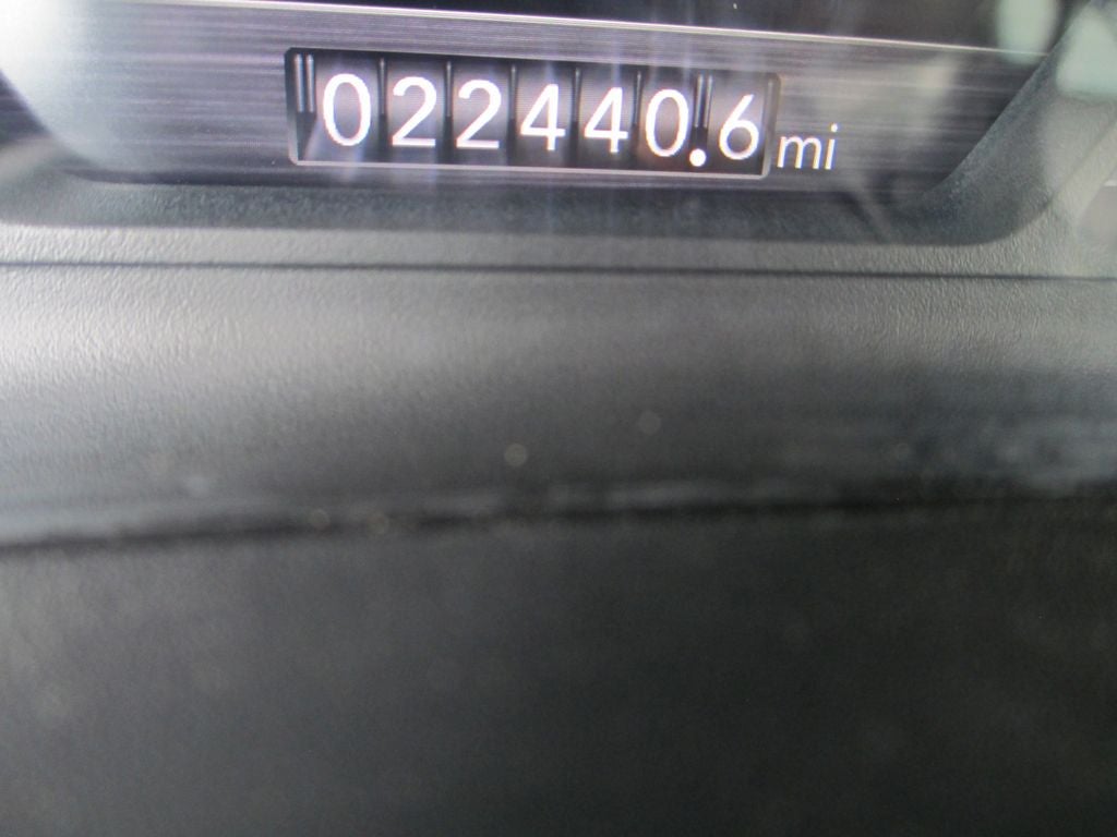 2022 RAM 1500 Laramie Crew Cab 4x4 5'7" Box